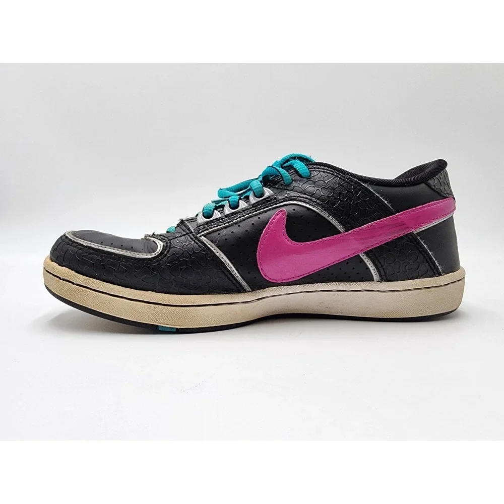 NIKE DELTA‎ LITE WOMENS BLACK & FUCHSIA PINK SHOES SIZE 8.5 #365950-051 PREOWNED